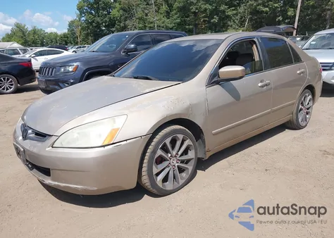 2005 Honda Accord 3.0 Ex z USA, uszkodzony, nr VIN 1HGCM66585A043396